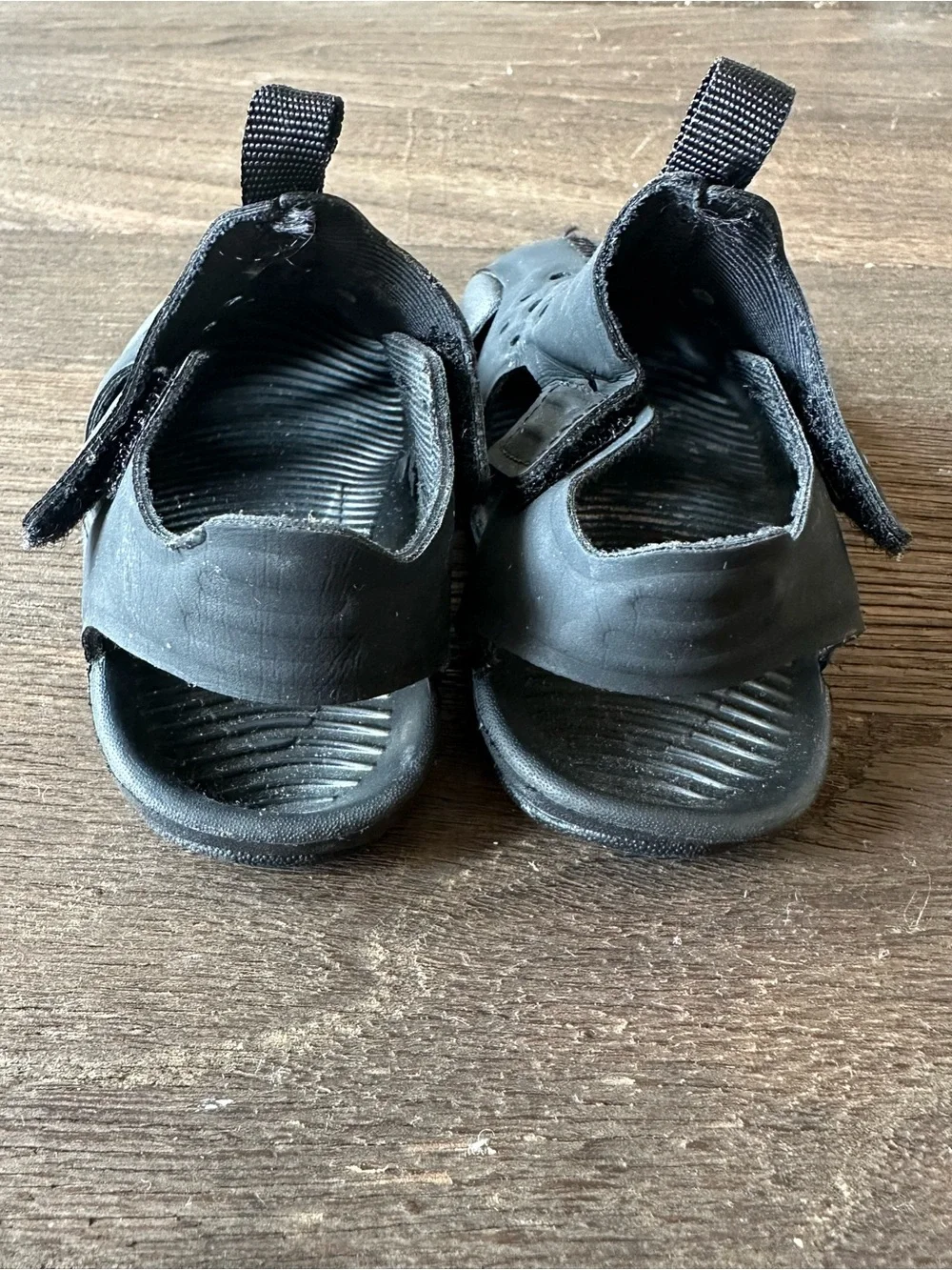 Nike Kids Black Water Sandals - size 5 Toddler